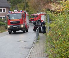 05 die Bundeswehr-Feuerwehr rückt an