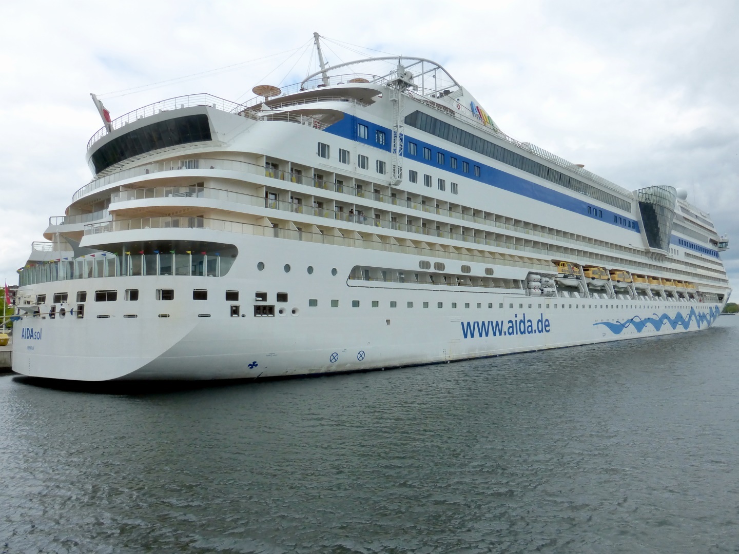 06 viele Kreuzfahrten starten 2021 in Kiel
