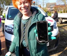 07 Dipl. Biologin Anke Dorl hat ein Smartphone gefunden