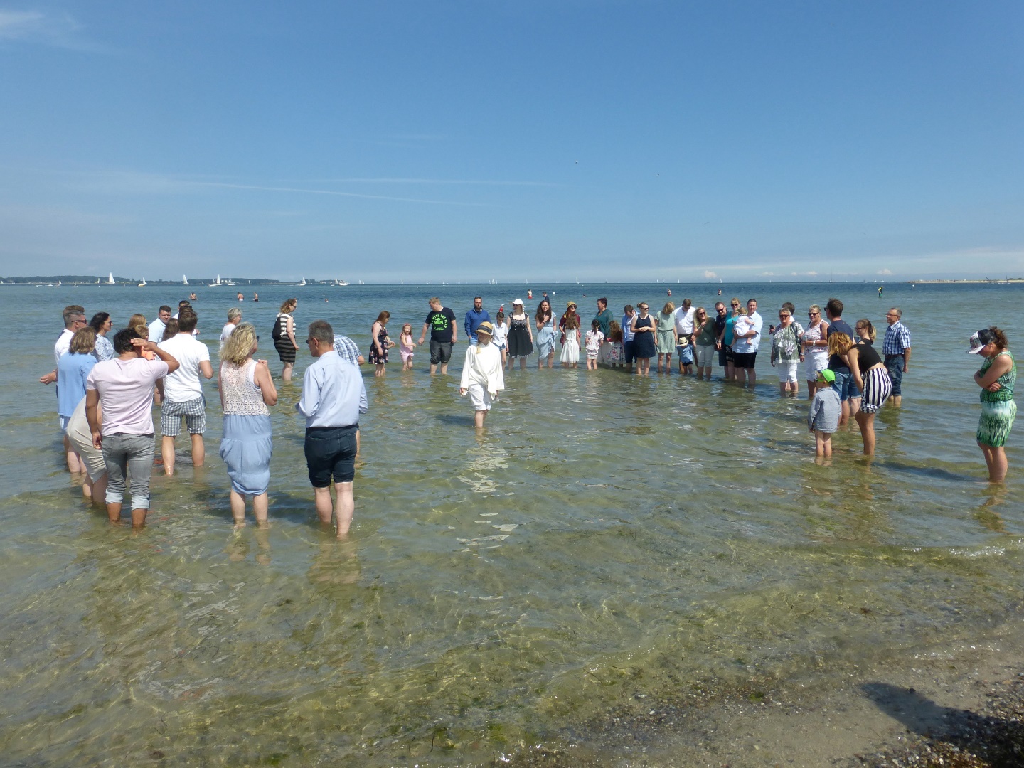 09 nun heißt es antreten zur Ostsee-Taufe