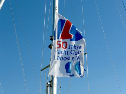 Flagge 50 Jahre YCL