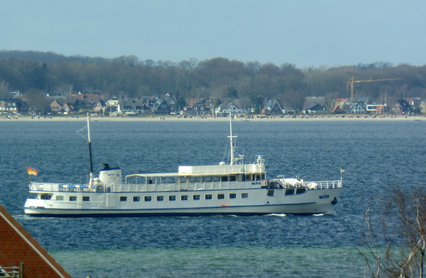 MS Baltica aus Rostock vor Laboe
