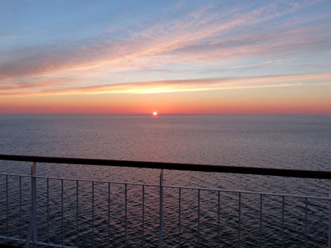 Sonnenaufgang an Bord