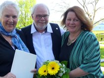 Verleihung der Ehrennadel mit Uschi Wieck und Gudrun