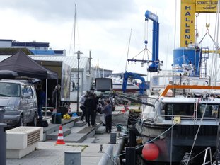 Vorbereitungen für Filmdreh im Hafen